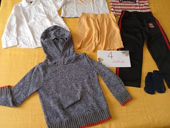 Gros Lot de 6 vêtements en 4 ans garçon