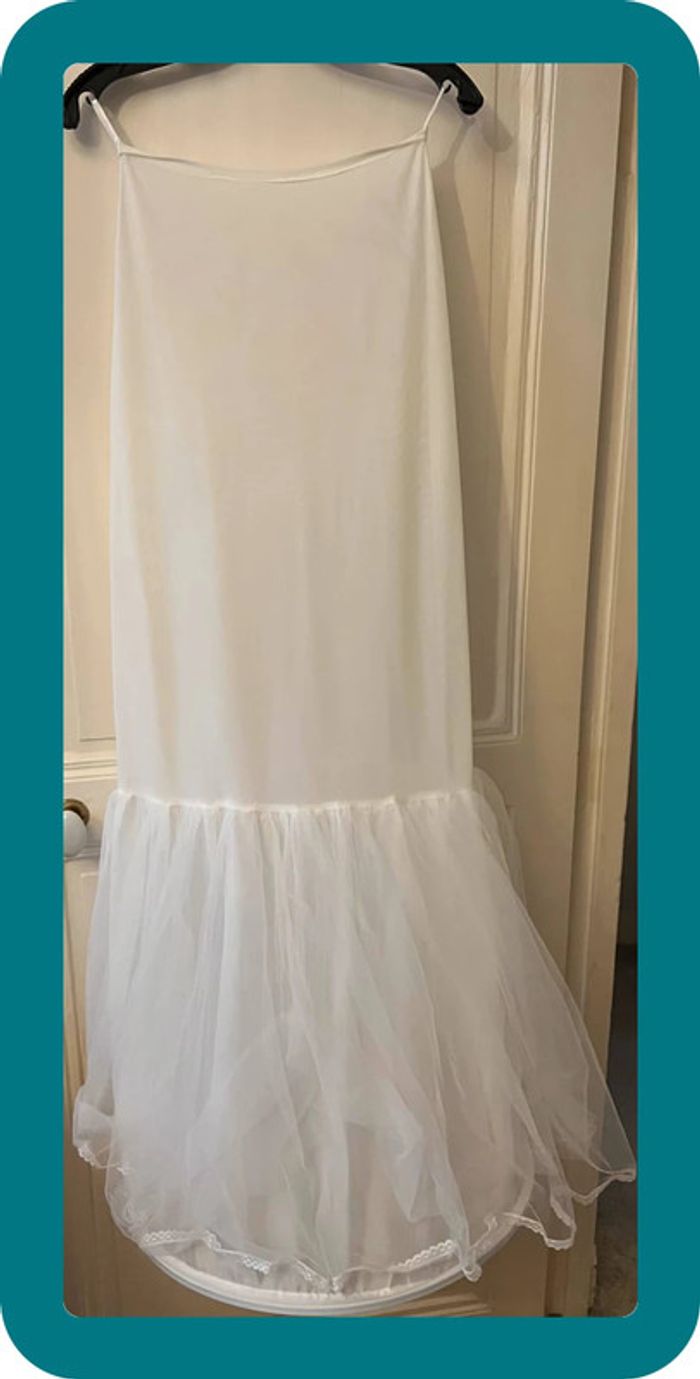 Robe de mariée Pronuptia T38 non retouchée modèle unique Dentelle (caraco et jupon compris) - photo numéro 10