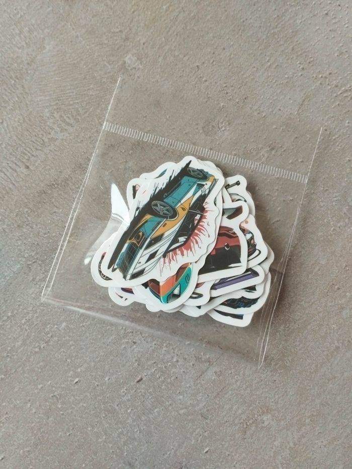 Lot X20  stickers autocollants voitures de luxes - photo numéro 4