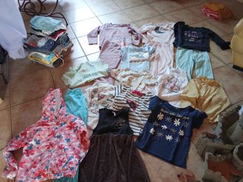 Lot de 17 articles  fille 8 ans