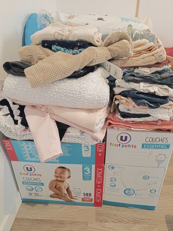 Lot vêtements bébé fille
