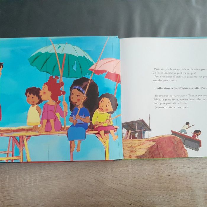 grand livre Mia et le Migou - photo numéro 2