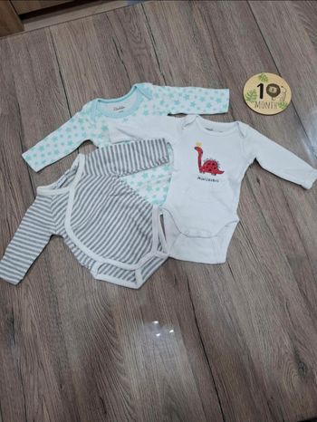 Bodies taille 1 mois