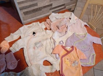 Lot de vêtements fille naissance
