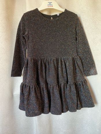 Robe qui tourne noire scintillante multicolore 3 ans