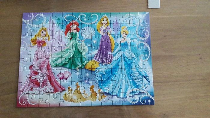 Puzzle Disney princesse - photo numéro 3