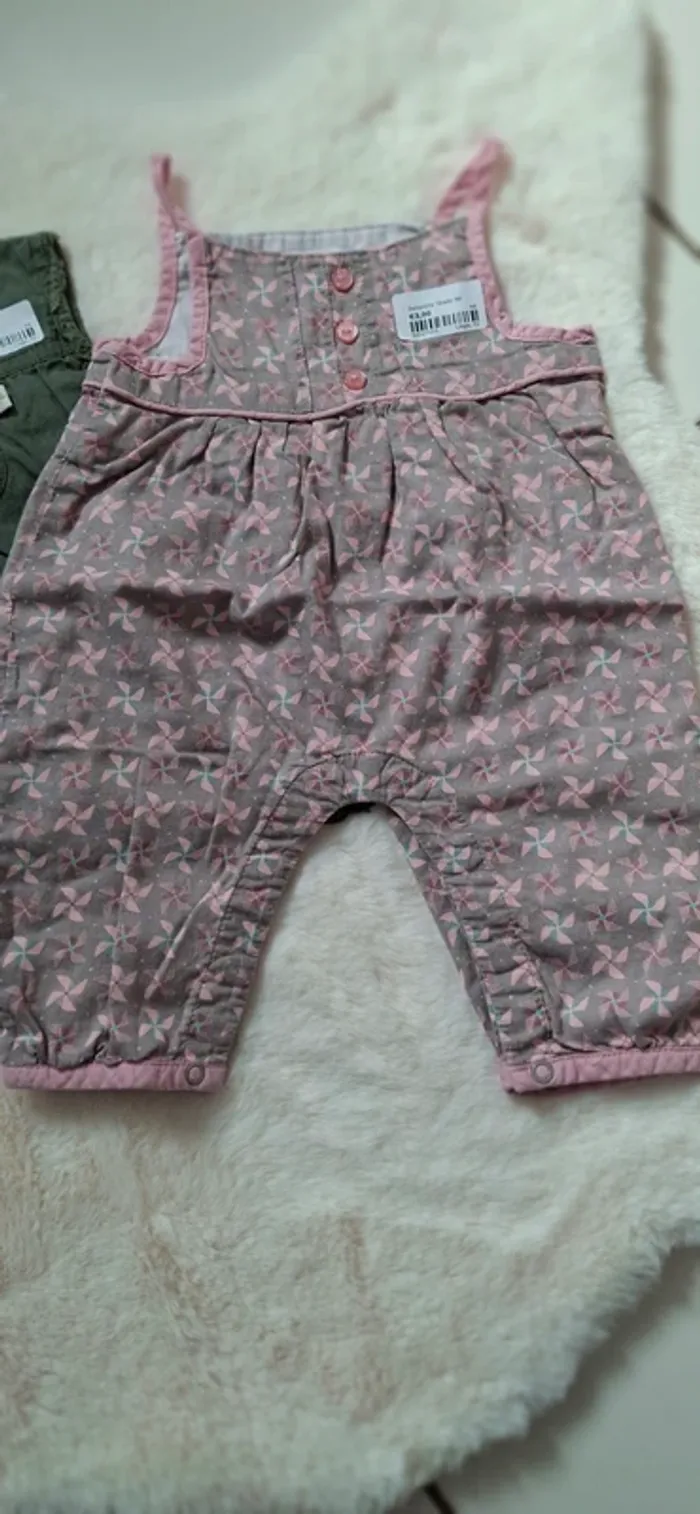 Lot taille 1 mois fille - photo numéro 5