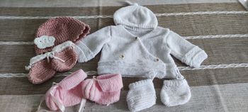 Lot bébé tricot et crochet 