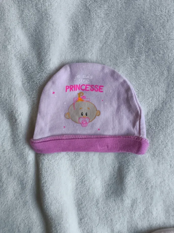 Lot bonnets + chapeau - photo numéro 8