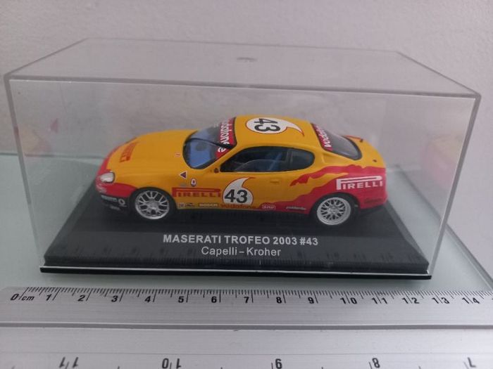 Voiture de collection Maserati trofeo 2003 #43