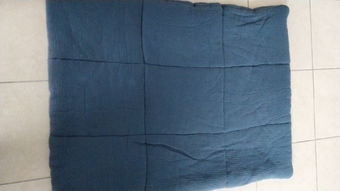 Fond de parc ou tapis de sol neuf - photo numéro 3