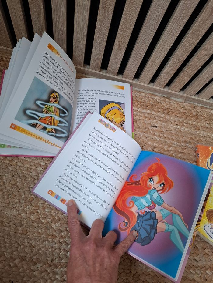 Lot de 2 DVD et 2 livres Winx club - photo numéro 6
