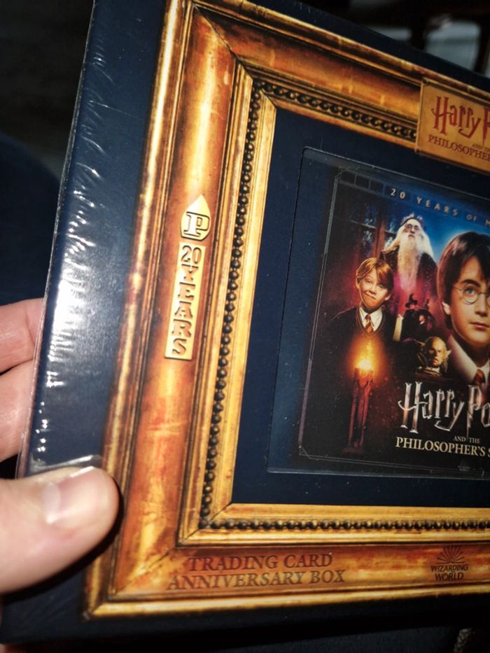 Coffret 20eme anniversaires panini cartes Harry Potter neuf sous scellé - photo numéro 4