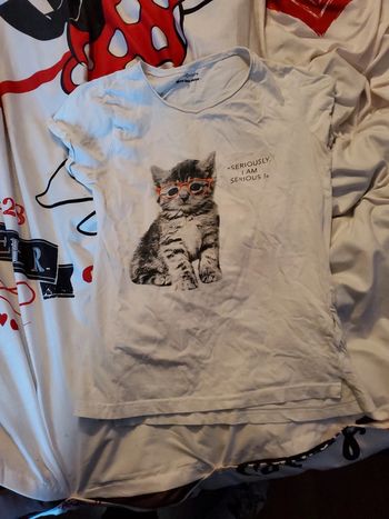 Tee-shirt blanc taille 1 cache cache