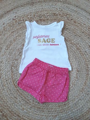 Tenue haut sans manches et short 3 mois