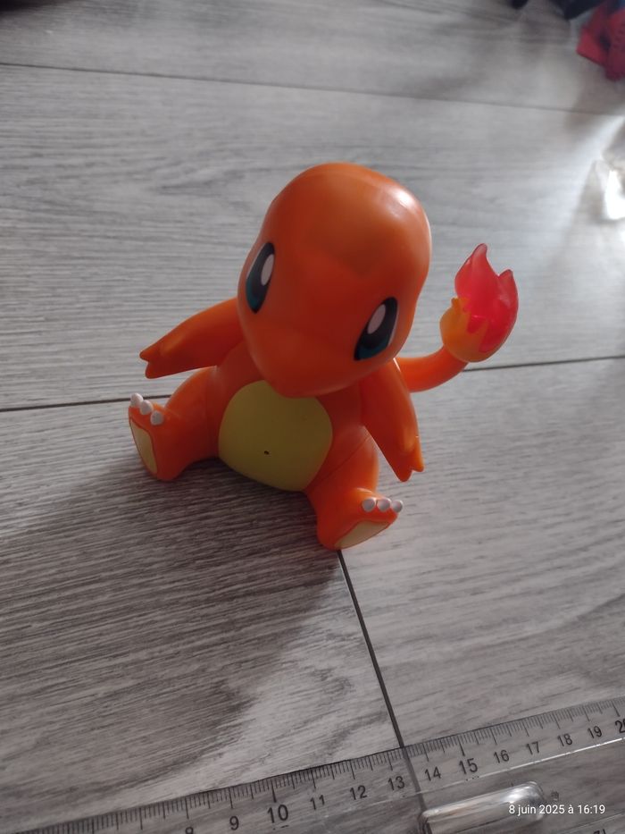 Salamèche électronique et interactif