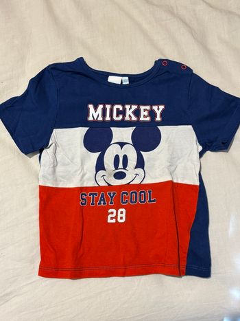 T-shirt Mickey garçon taille 36mois 