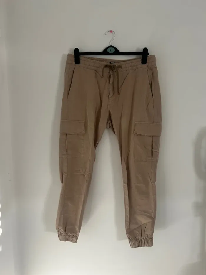 Pantalon cargo