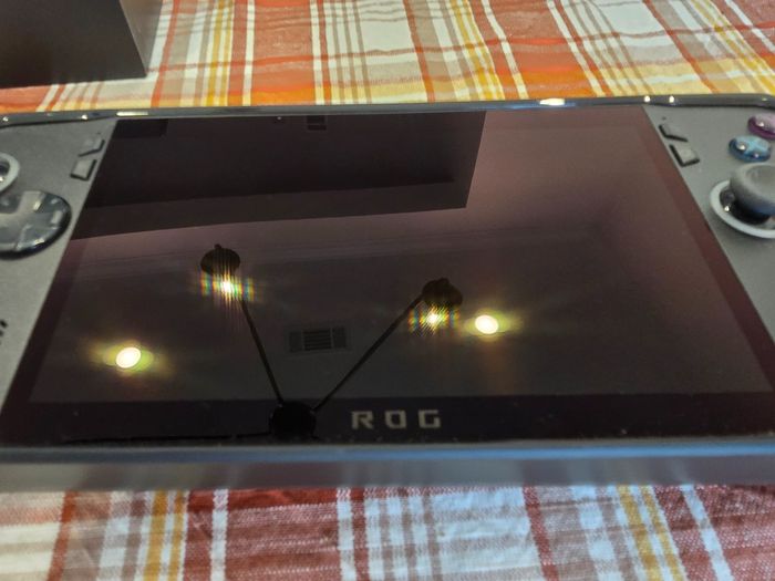 Asus ROG Ally X Z1 Extreme 2TB 24 GB RAM - photo numéro 5