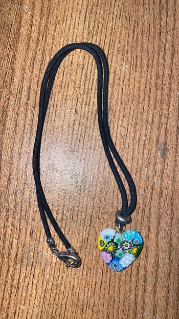 Collier cœur fleurie très jolie 🥰