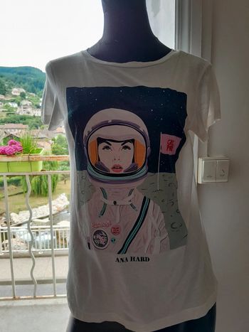 T-shirt Ana Hard taille s dessin astronaute