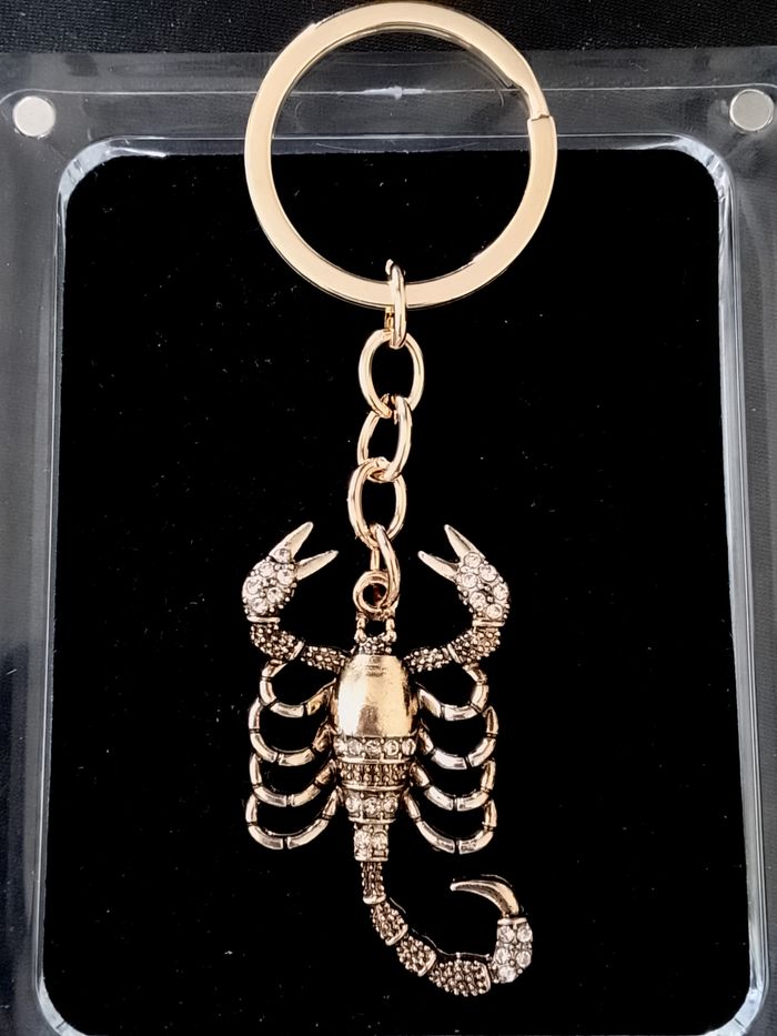 Porte-clés, scorpion - photo numéro 4
