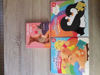 lots de 3 livres (2 livres puzzles + 1 livres animaux à caresser) neuf