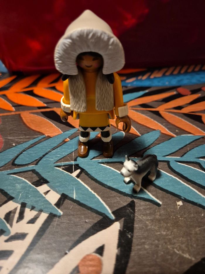 Femme inuit playmobil