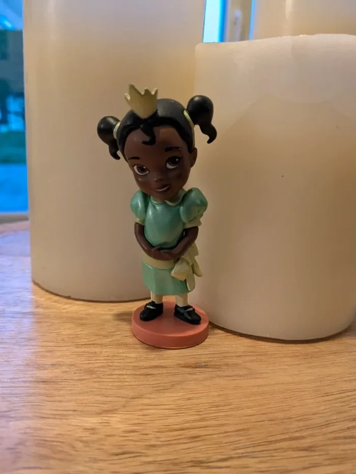 Figurine animator la princesse et la grenouille de chez Disney store