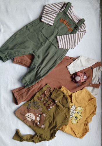Lot vêtements bébé garçon 12 mois