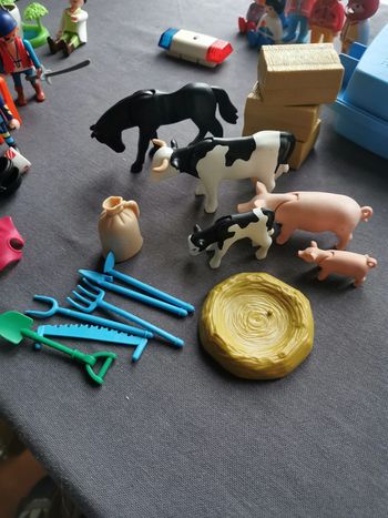Ferme lot Playmobil animaux et personnages
