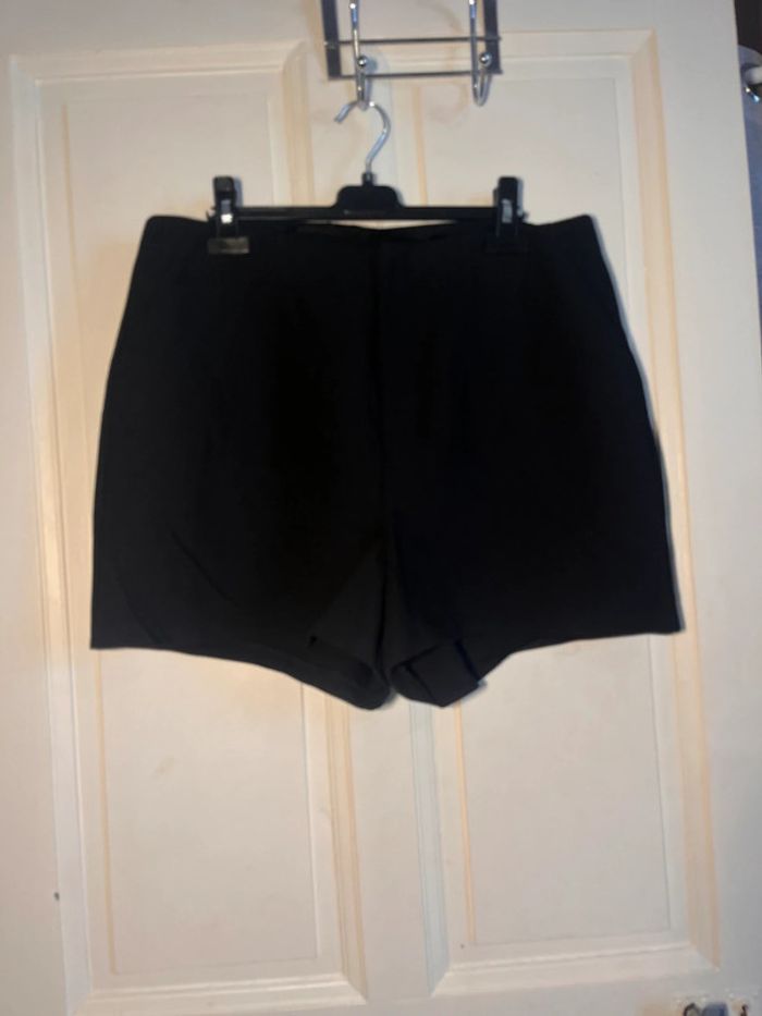 Short taille haute noir chic taille 42 kiabi - photo numéro 5