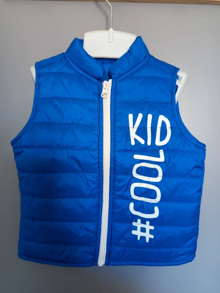 Veste sans manche 23 mois