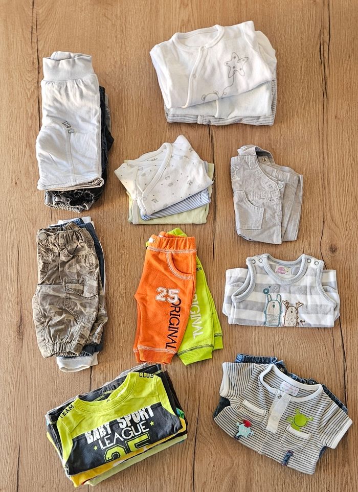 Lot vêtements garçon 1 mois