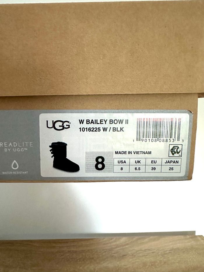 Bottes UGG Bailey Bow II originales noires neuves taille 39 - photo numéro 7