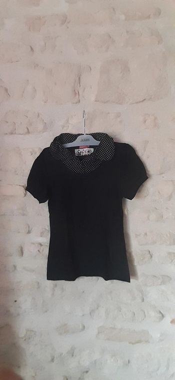 Haut élégant 2 en 1 noir avec col à pois