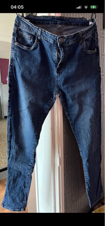 Lot 2 jean slim femme T 44 non séparable