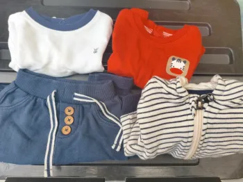 Lot 4 vêtements - Obaidi - 1 mois