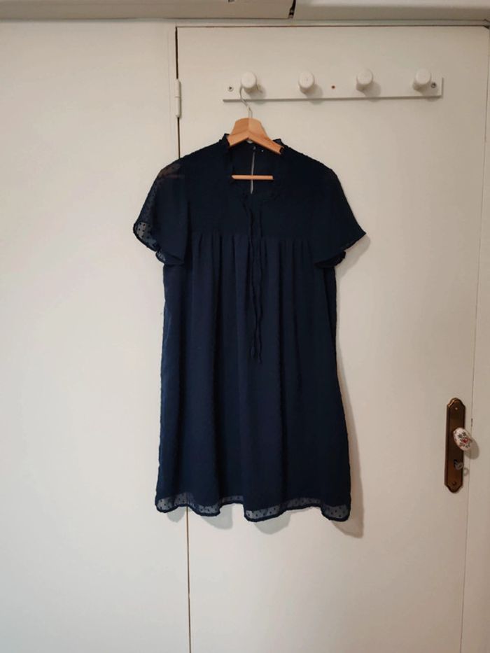 Très jolie robe de grossesse bleu marine