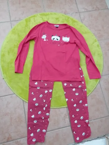 Pyjama 2 pièces ML taille 12 ans