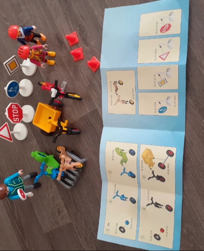 Playmobil 5571 (enfants avec agent de la sécurité routière) - photo numéro 2