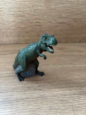 Tonies sur les traces des dinosaures