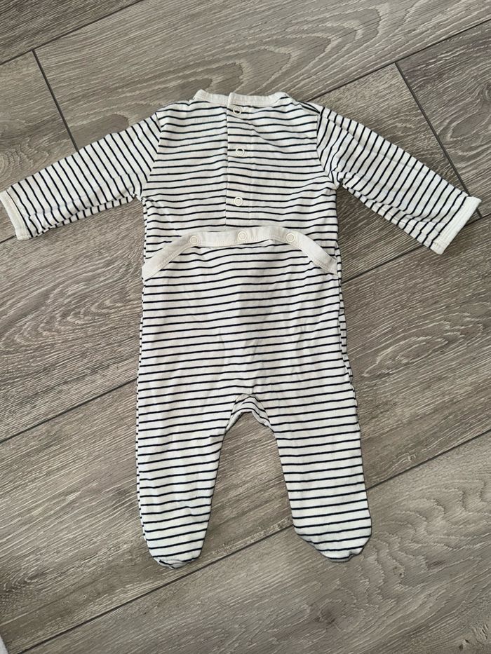 Pyjama - photo numéro 2