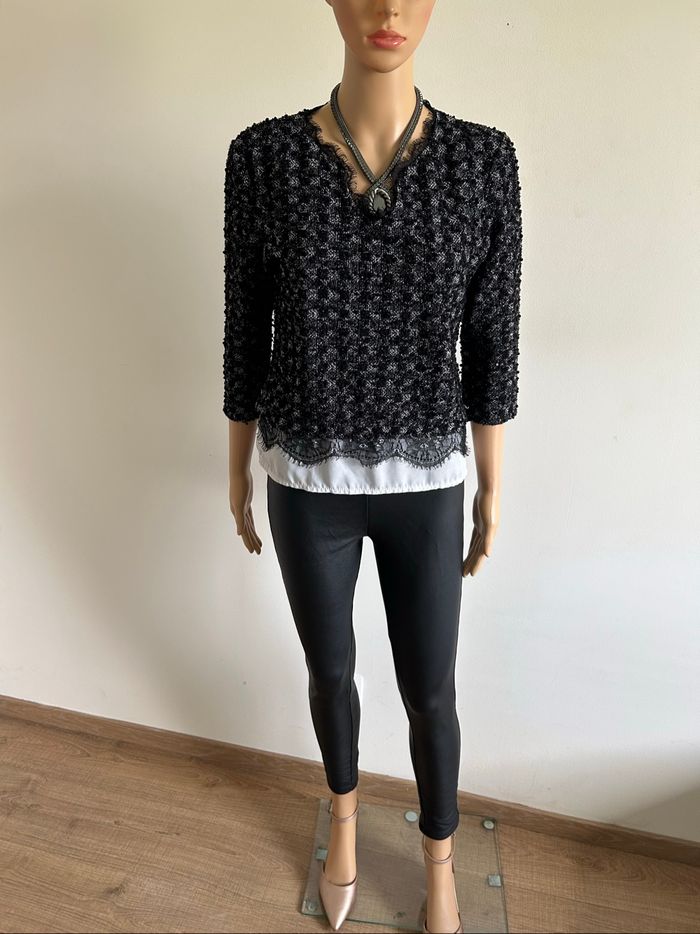 Pull noir et blanc LolaLiza taille française L TBE (taille petit) - photo numéro 3