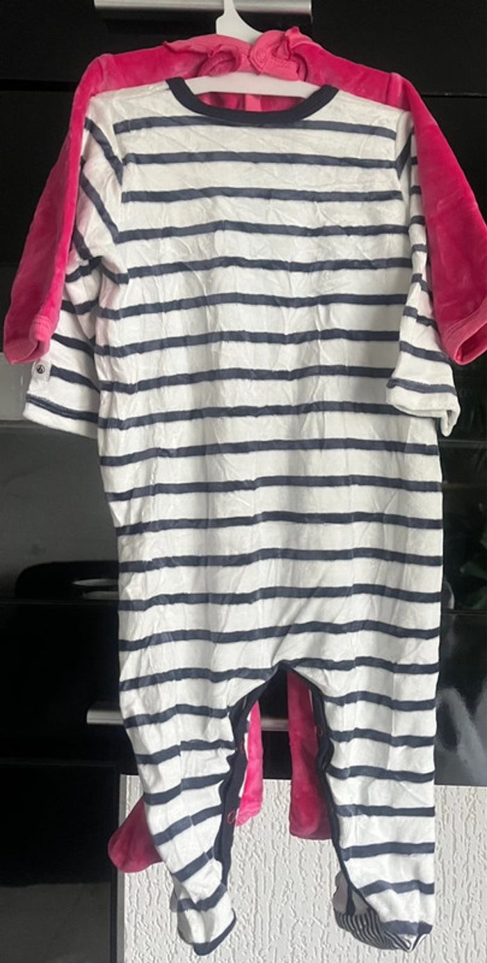 Lot deux pyjamas petit taille 6 mois - photo numéro 5