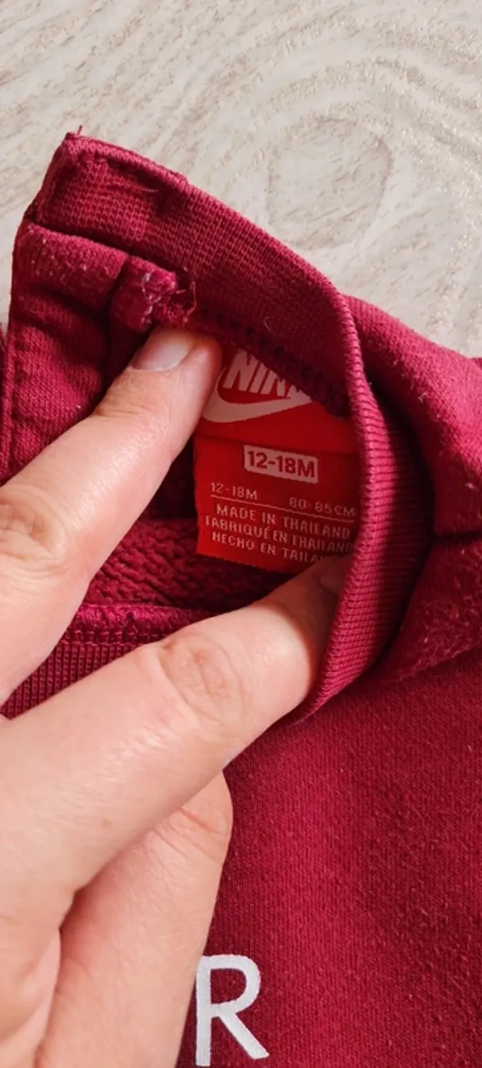 Pull - Nike - 12/18 mois - photo numéro 2