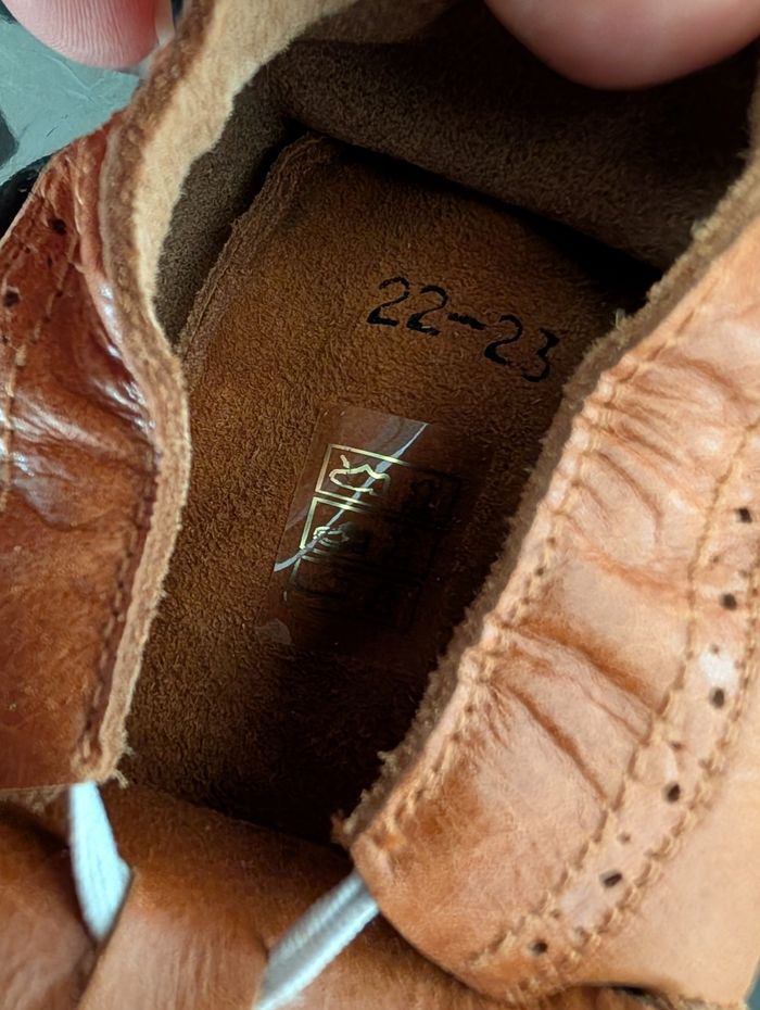 Chaussons enfant tout cuir doux et souple. Taille 22 - 23. Neuf. Lola Palacios - photo numéro 7