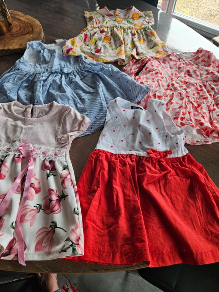 Lot de 5 robes bébé