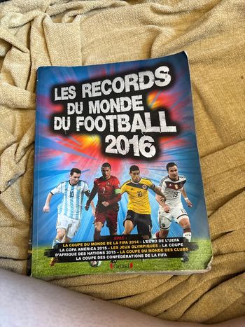 Les records du monde du football 2016