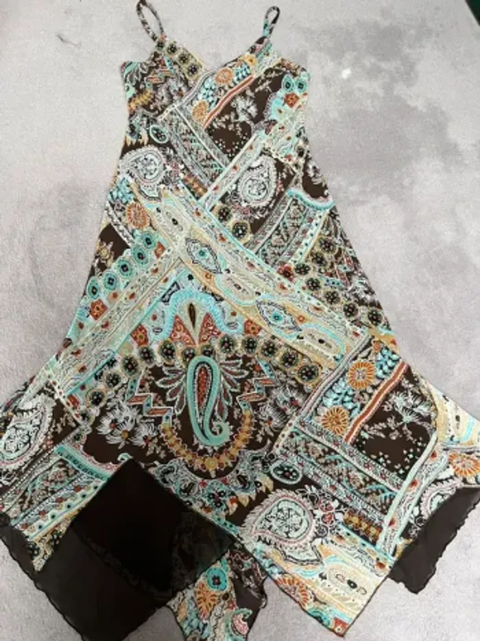 Robe longue à bretelles